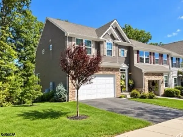 3 Woodland Way, Mount Arlington Boro, NJ 07856