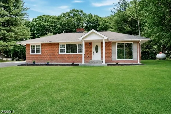 89 Armstrong Rd, Wantage Twp., NJ 07461