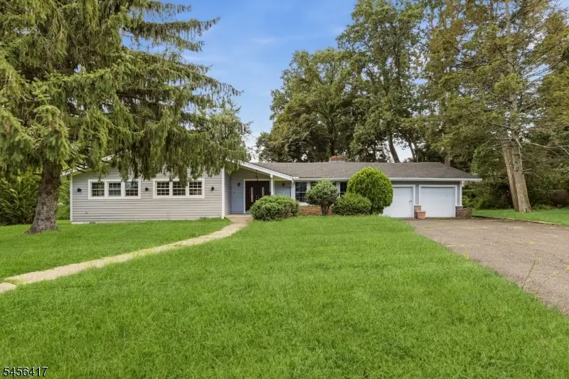496 Seven Oaks Ct, Orange, NJ 07050 - #1