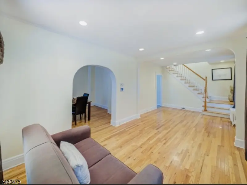 180 Monroe St, Rahway, NJ 07065 - #2