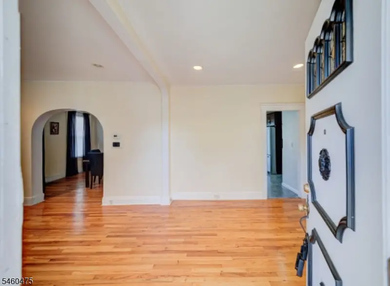 180 Monroe St, Rahway, NJ 07065 - #3