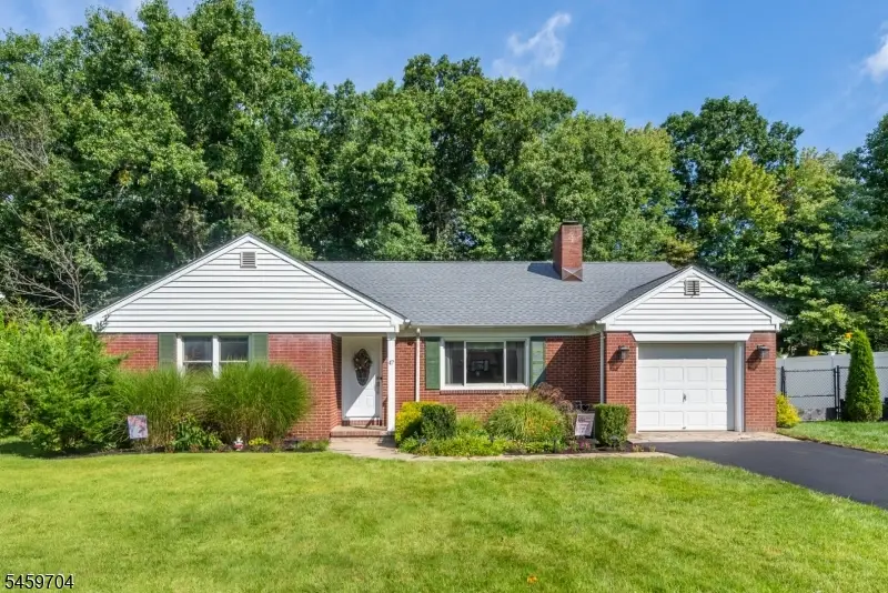 47 Grove St, Oak Ridge, NJ 07480 - #1