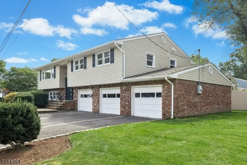 12 Dorchester Ave, Cranford, NJ 07016 - #1