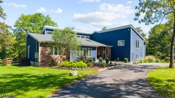 11 White Bridge Rd, Franklin Twp., NJ 08867