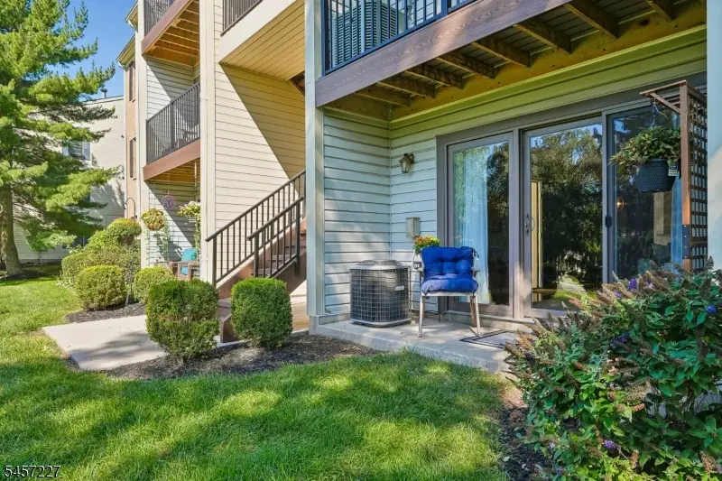 89 Woodward Ln, Bernards, NJ 07920 - #1