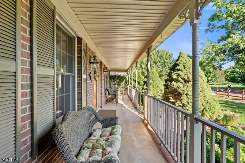 23 Milburn Dr, Blackwells Mills, NJ 08844 - #3