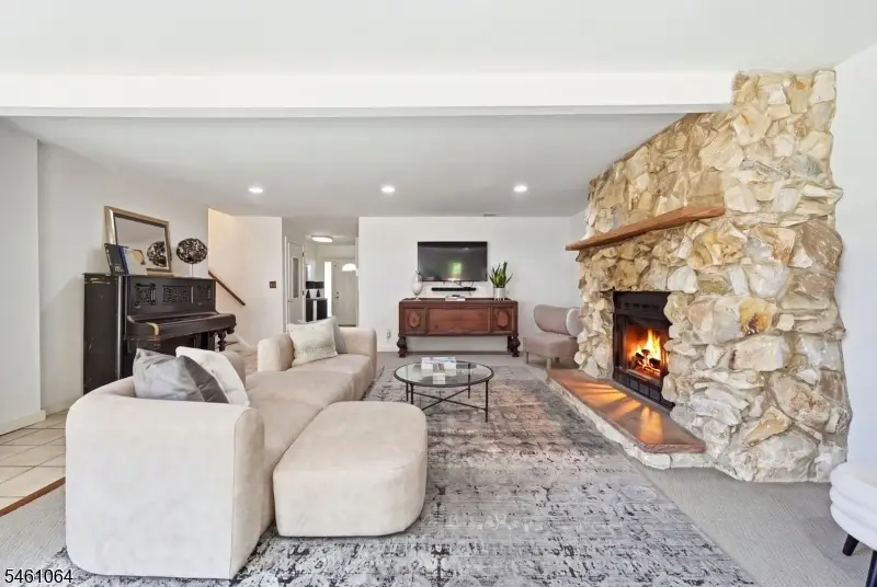 1 Carey Ct, Montclair, NJ 07042 - #2