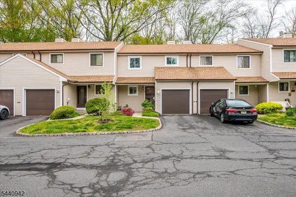 12 Tulip Ct, Edison Twp., NJ 08820