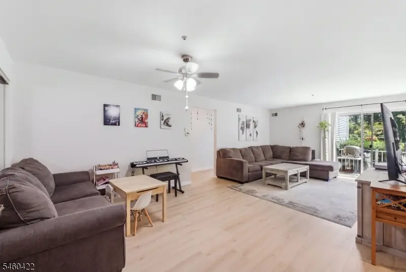 41 Crestview Ln #41, Mount Arlington, NJ 07856 - #3