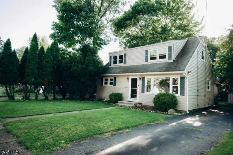 12 Central Ave, Pompton Lakes, NJ 07442 - #2