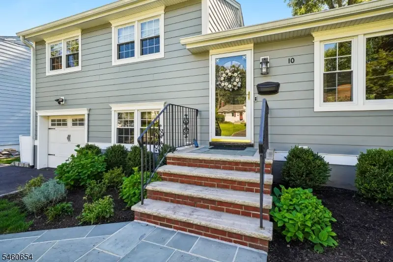 10 Hampton Ter, Livingston, NJ 07039 - #2