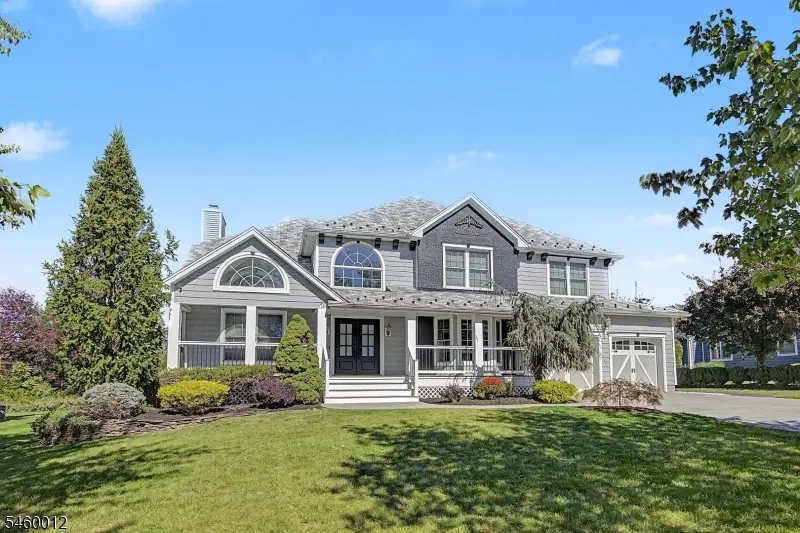 9 Alexandria Dr, East Hanover, NJ 07936 - #2