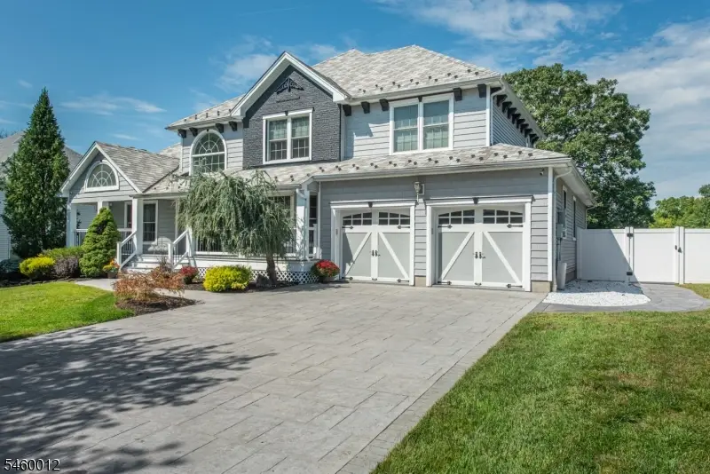 9 Alexandria Dr, East Hanover, NJ 07936 - #3