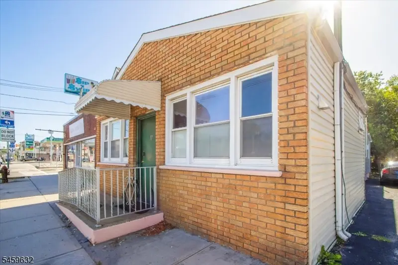 37 Newark Pompton Tpke, Singac, NJ 07424 - #3