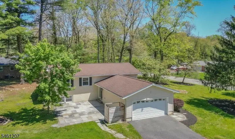 8 Woodland Dr, Washington, NJ 07853 - #3