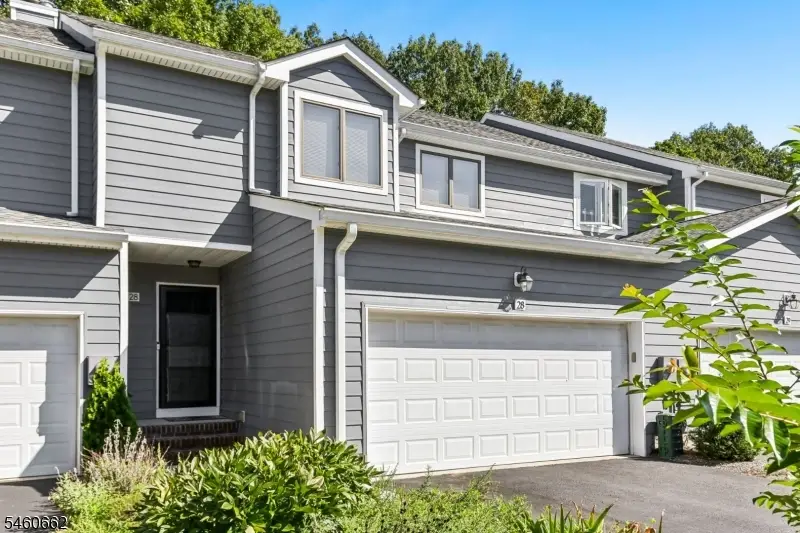 28 Raven Dr, Morris, NJ 07960 - #1