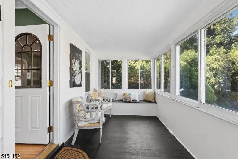 18 Stewart Pl, Fanwood, NJ 07023 - #3