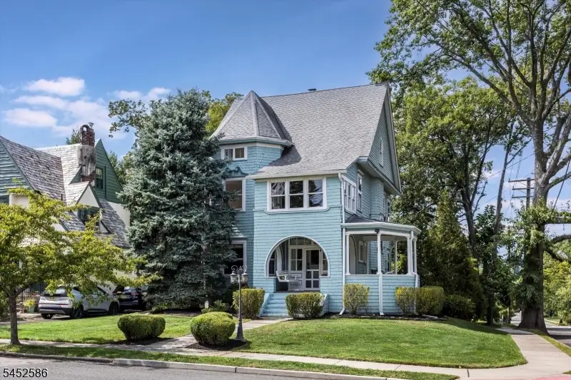 39 Oberlin St, Maplewood, NJ 07040 - #1