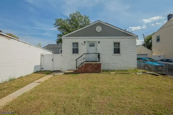 428 3rd Ave, Linden City, NJ 07036