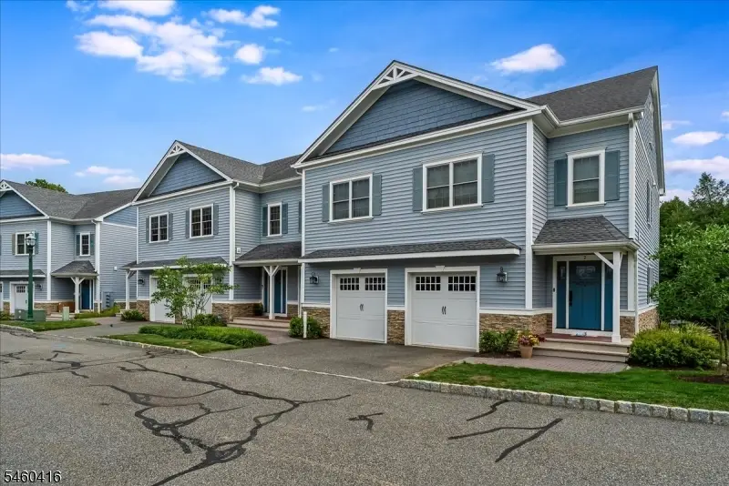 6 Clover Court, Whitehouse Station, NJ 07922 - #2