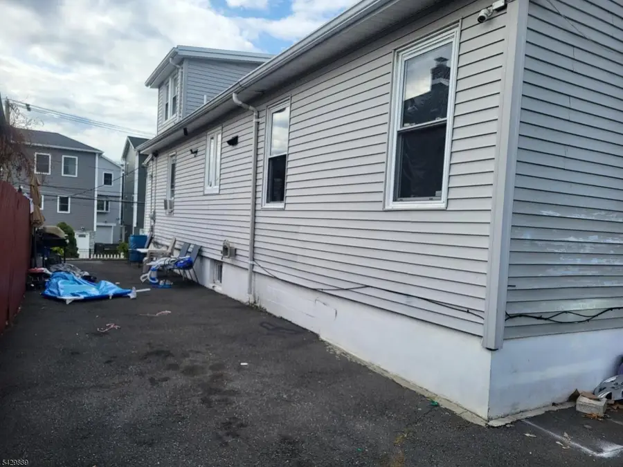 377 5t Ave #2, Paterson, NJ 07514 - #3