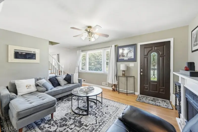 138 Rafkind Rd, Bloomingdale, NJ 07403 - #3