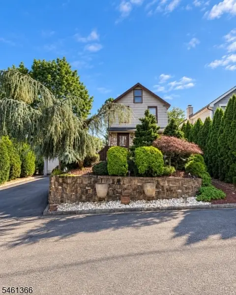4 Montville Ave, Montville Twp., NJ 07045