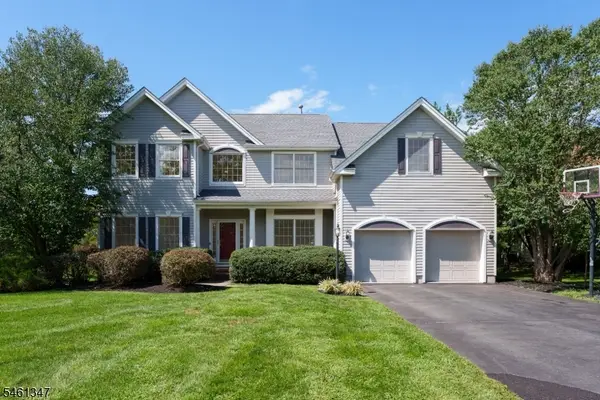 11 Tanglewood Ct, Montgomery Twp., NJ 08558