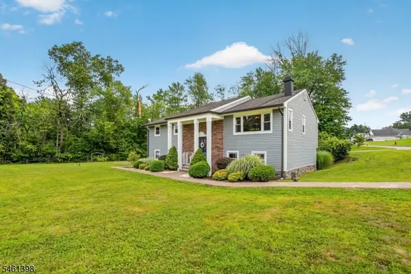 105 Jacksonville Rd, Lincoln Park Boro, NJ 07035