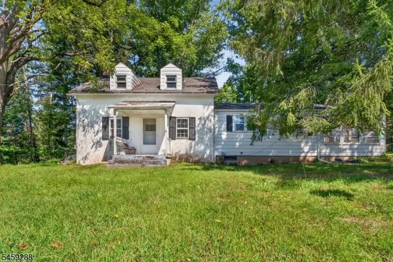 109 Lilac Dr, Clinton, NJ 08801 - #2