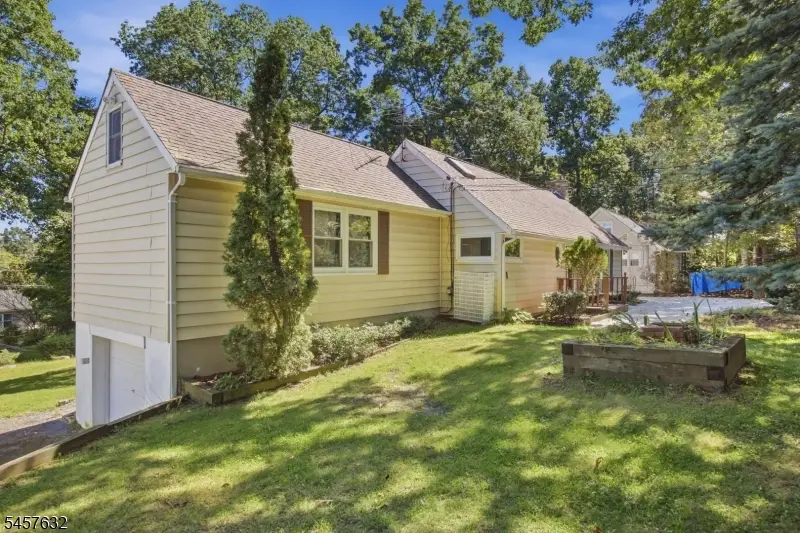 508 Muscoda Rd, Highland Lakes, NJ 07422 - #2