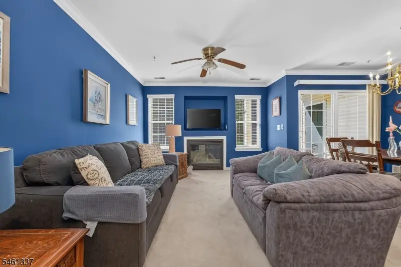 864 Honeybrook Cir, Lopatcong Overlook, NJ 08886 - #3