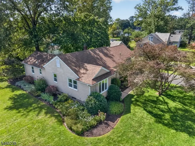 12 Raritan Ave, Raritan, NJ 08822 - #1