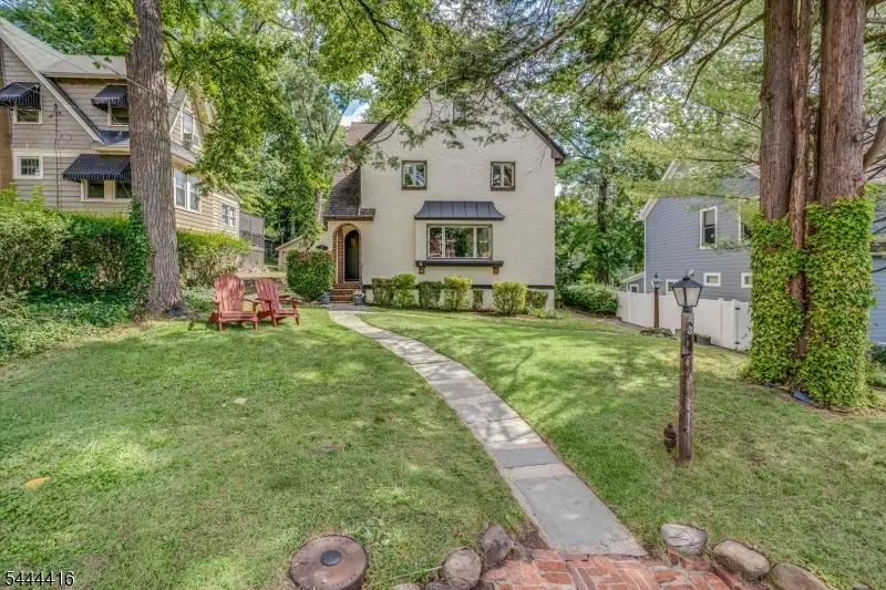 43 Pine St, Millburn, NJ 07041 - #1