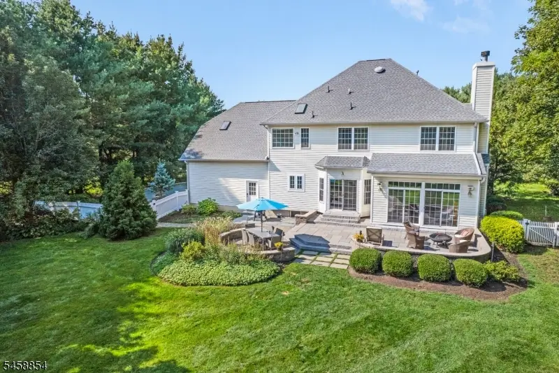1 Ming Ct, Chester, NJ 07930 - #3