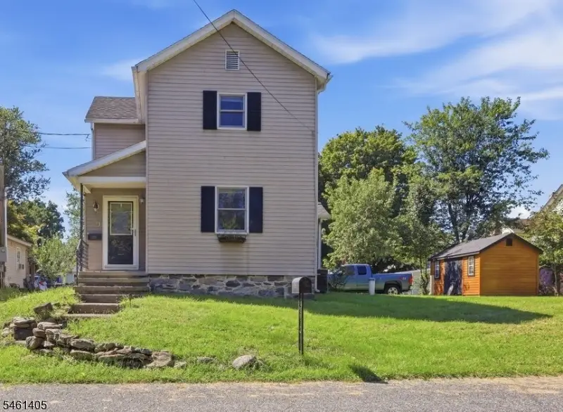 9 Church St, Columbia, NJ 07832 - #1