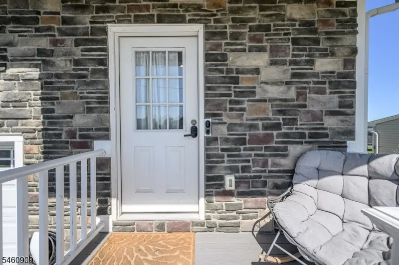 112 Valerie Dr, Manville, NJ 08835 - #2