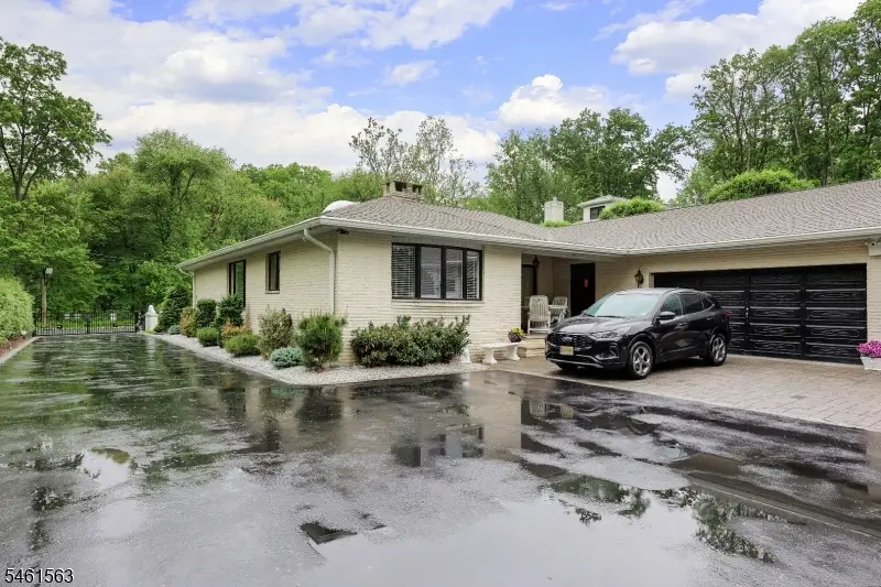 650 Riverside Dr, Cranford, NJ 07016 - #3