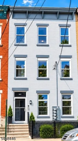 142 Ripley Pl #3, Elizabeth City, NJ 07206