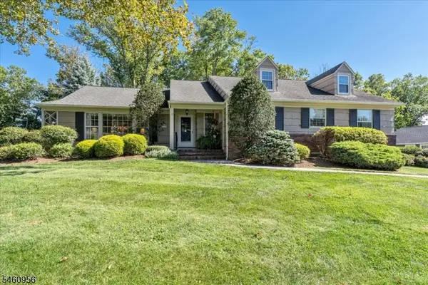 1407 Chapel Hill Rd, Mountainside Boro, NJ 07092