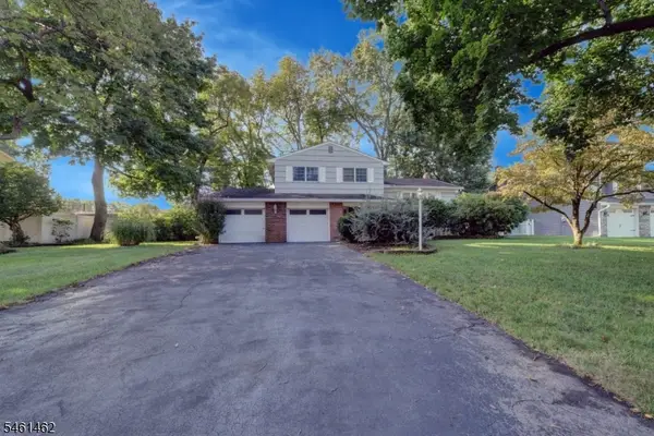 15 Jocelyn Pl, Pequannock Twp., NJ 07444