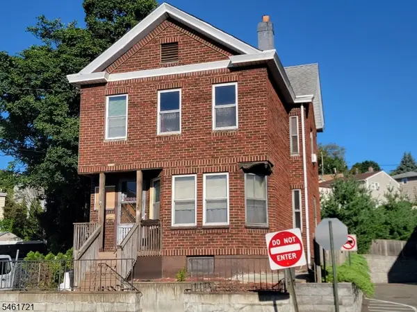 52 Goffle Rd, Hawthorne Boro, NJ 07506
