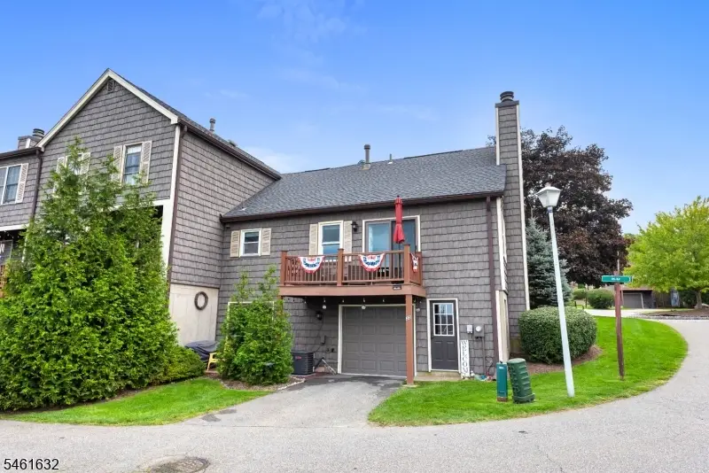 35 Purple Martin Dr, Allamuchy, NJ 07840 - #2