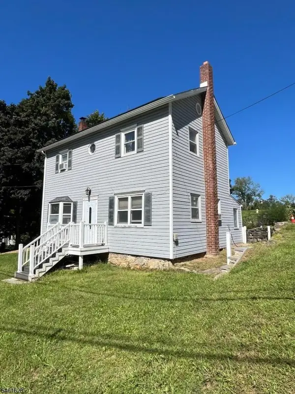 125 N Locust Lake Rd, Hope Twp., NJ 07825