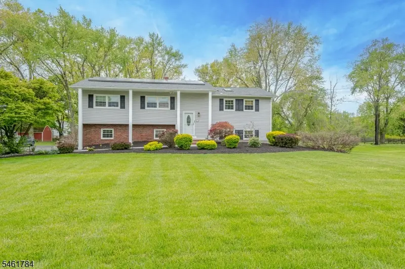 455 Township Line Rd, Montgomery, NJ 08502 - #1
