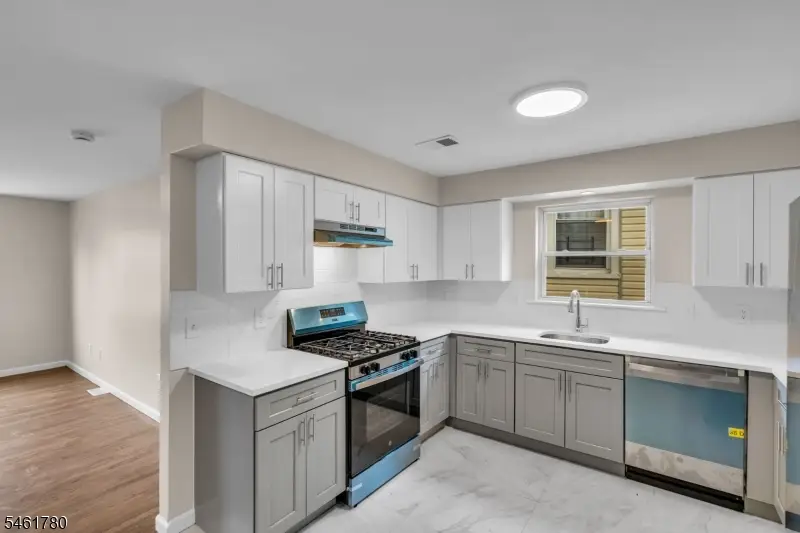914 S 18th St, Newark, NJ 07108 - #2