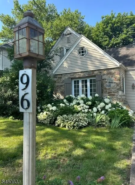 96 Pickford Ave, Phillipsburg, NJ 08865 - #2