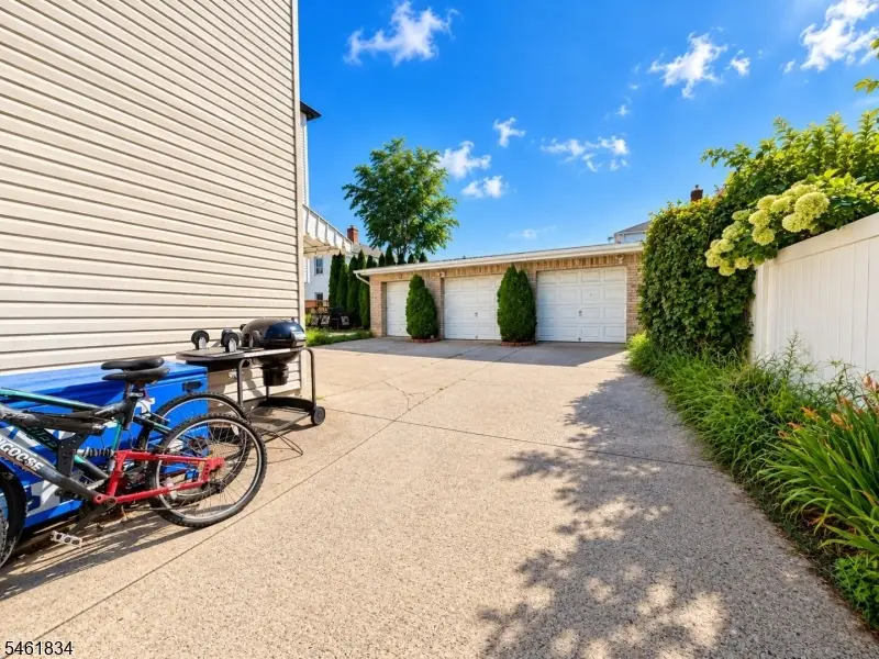 1112 Virginia St, Elizabeth, NJ 07201 - #2
