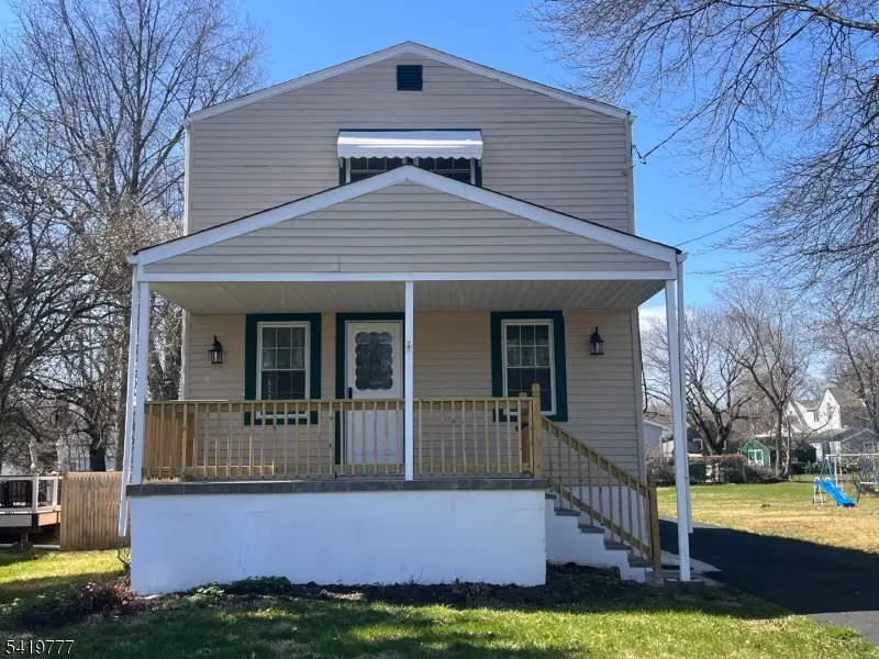 168 Oak St, Bradley Gardens, NJ 08807 - #1