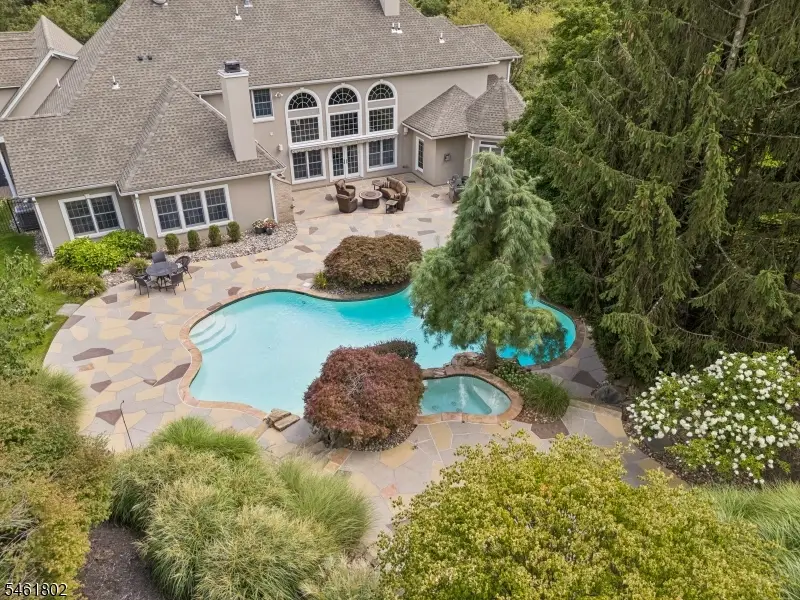 37 Colts Glen Lane, Bernards, NJ 07920 - #3